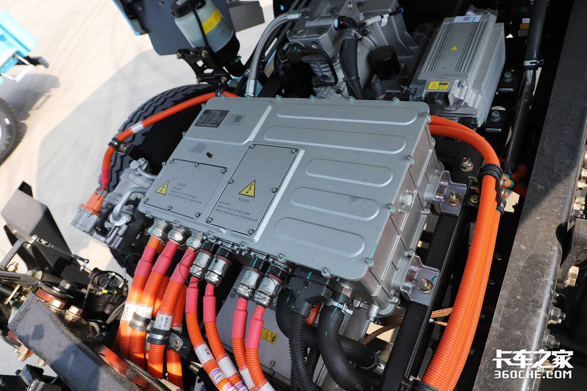350-degree battery Sany new heavy truck battery life broke 200km.