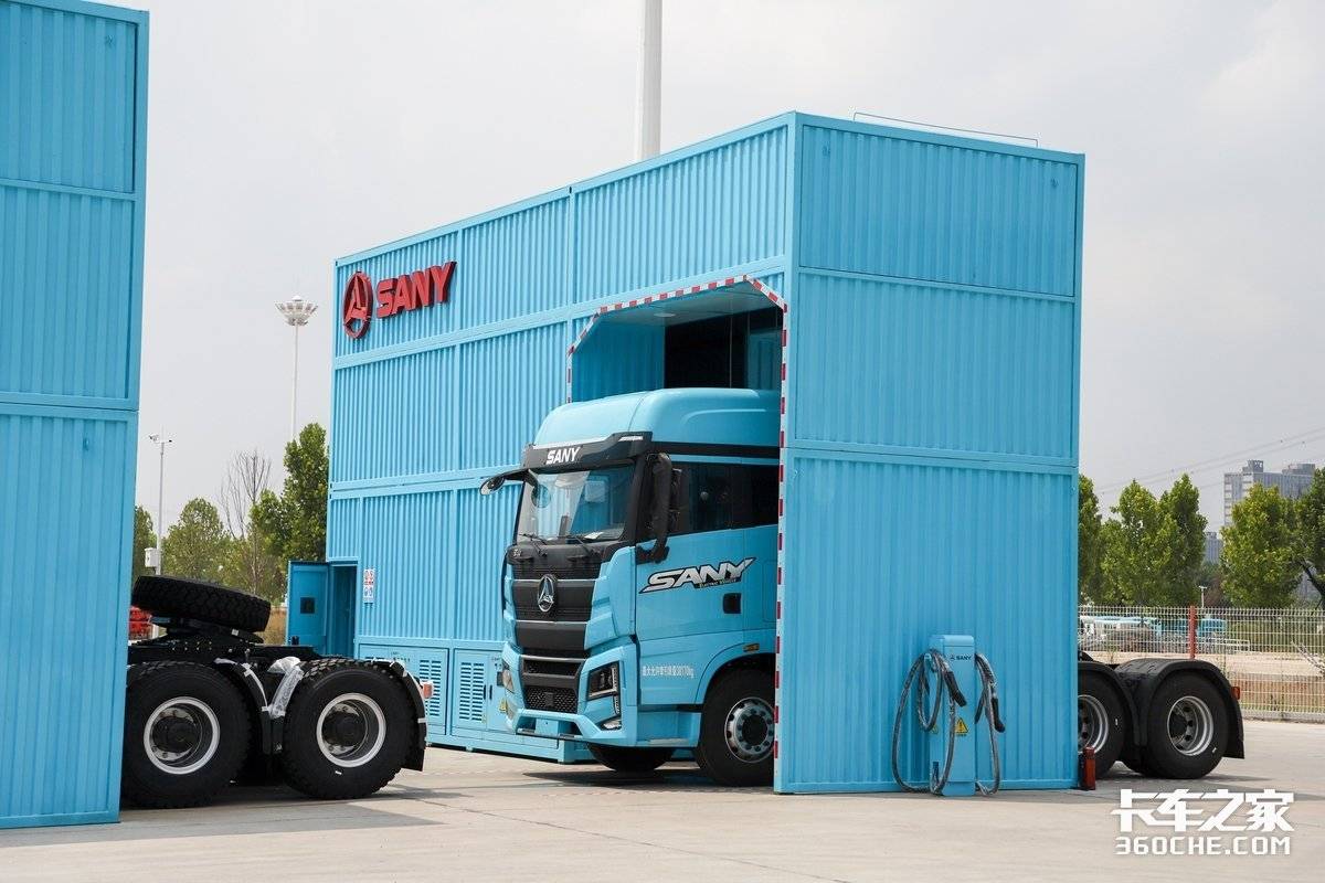 350-degree battery Sany new heavy truck battery life broke 200km.