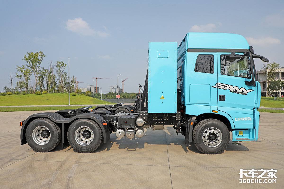 350-degree battery Sany new heavy truck battery life broke 200km.